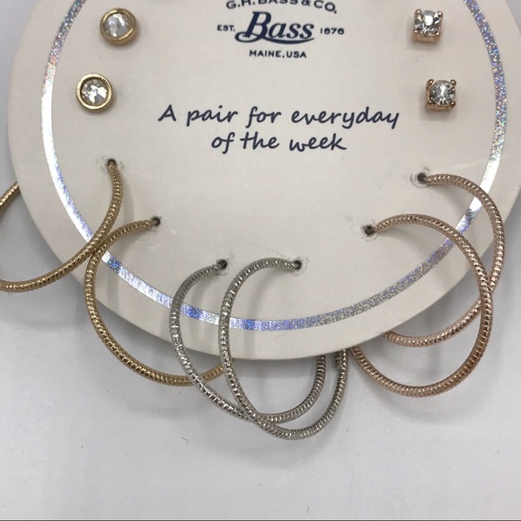 G.H. Bass 7 Pack Of Earrings Gold/Silver NWT - Picture 2 of 4